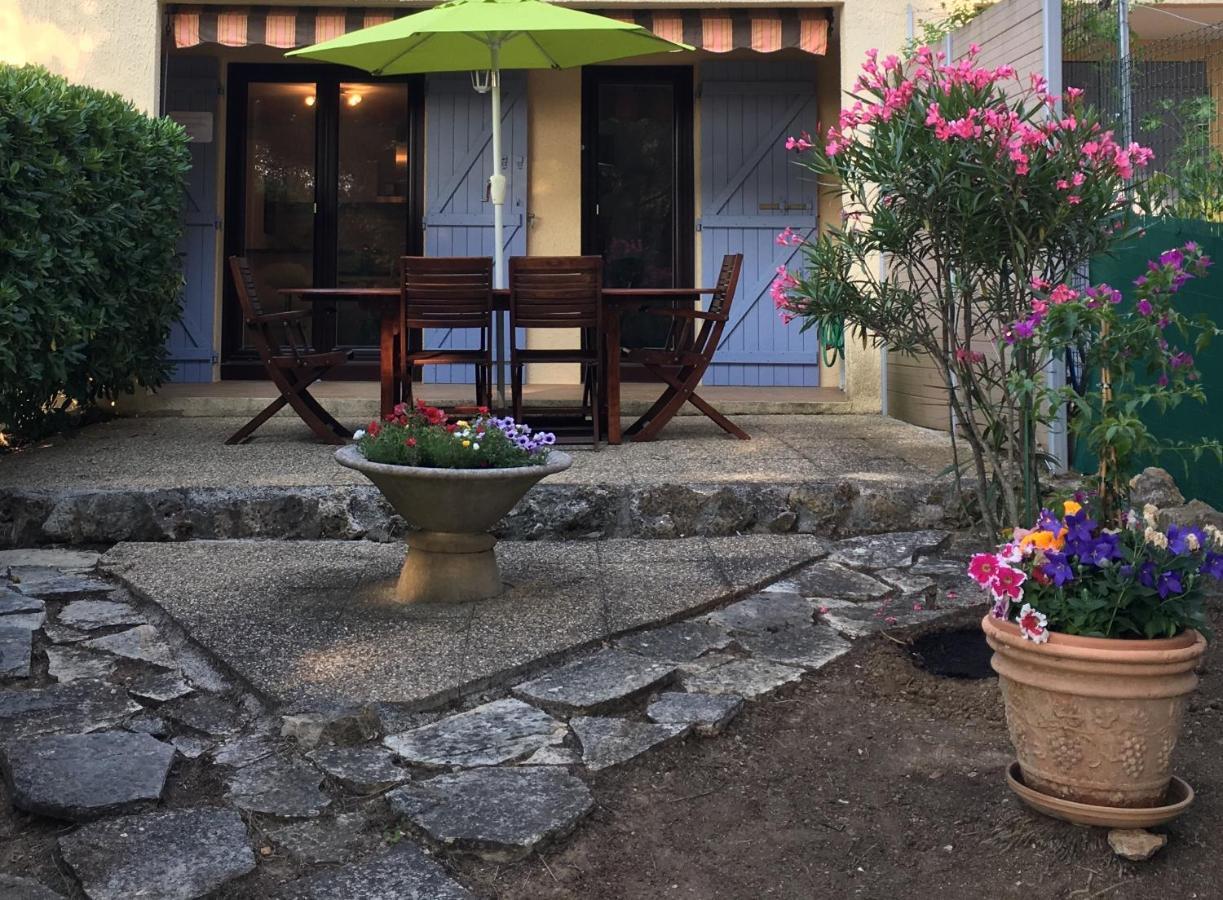 T2 Rez De Jardin 300M Plage De Beaucours Sanary Sur Mer Экстерьер фото
